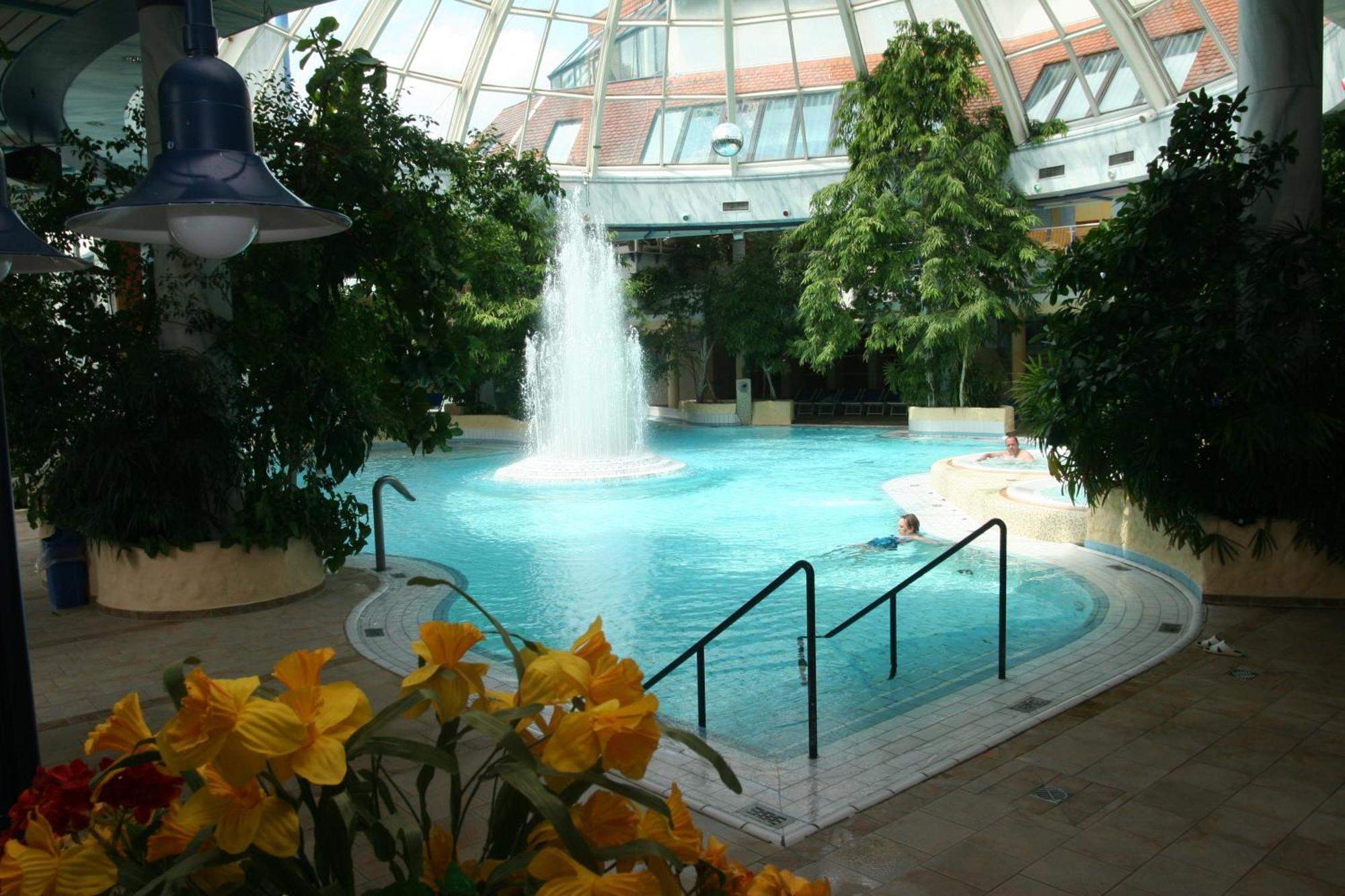 Vital Hotel Westfalen Therme Wellness Resort & Spa Bad Lippspringe Eksteriør bilde