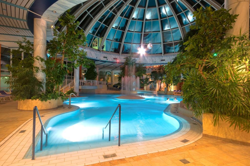Vital Hotel Westfalen Therme Wellness Resort & Spa Bad Lippspringe Eksteriør bilde